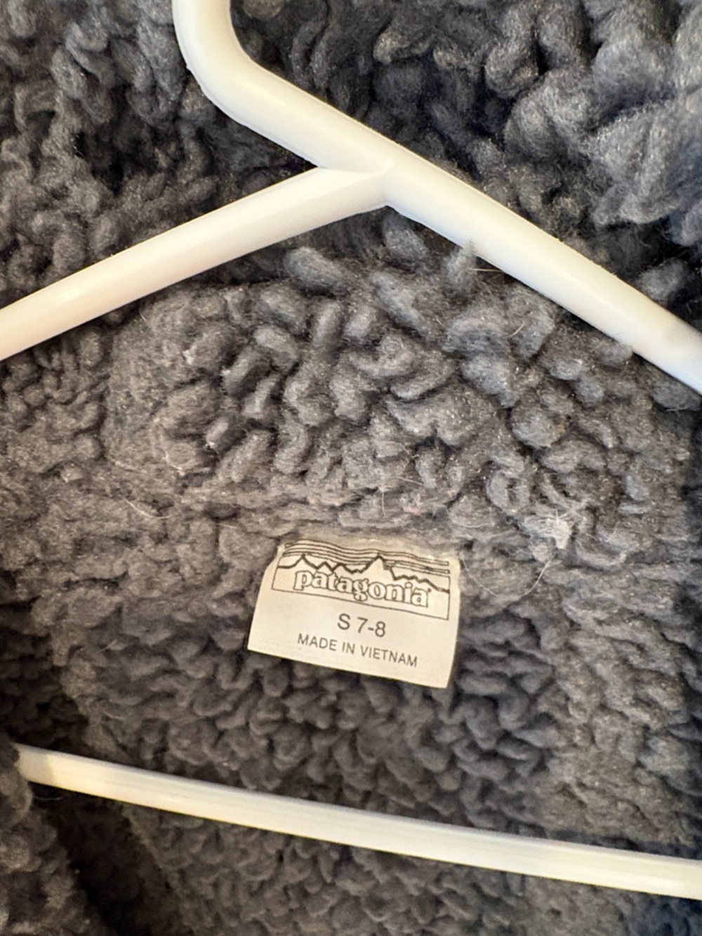 Patagonia Kids Hooded Jacket - Picture 2 of 5